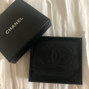 vintage chanel wallet